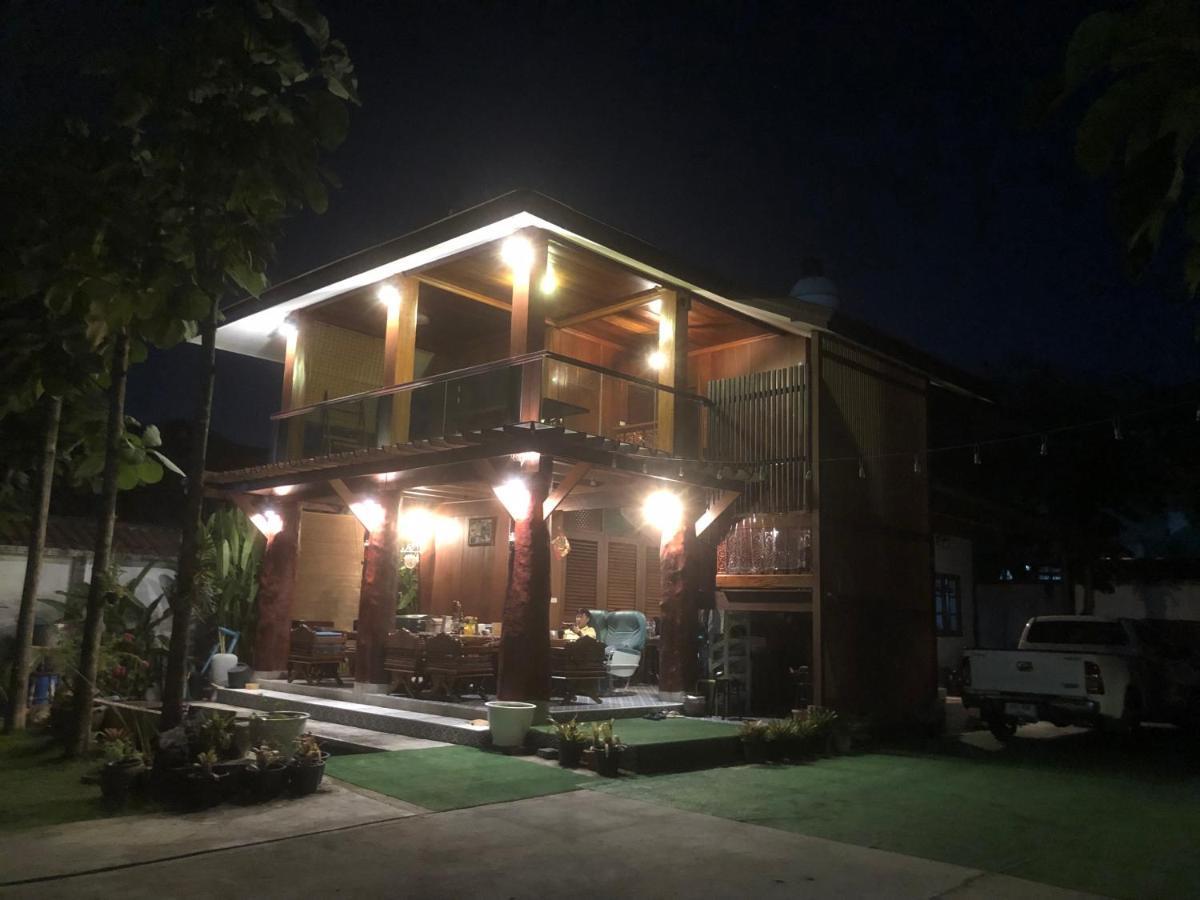 188 Teak House บ้านต้นสัก Chiang Mai Buitenkant foto